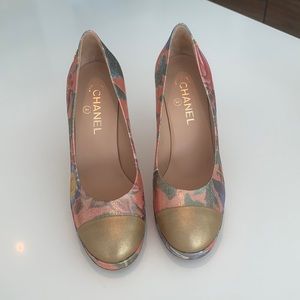 Authentic Chanel pumps